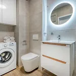 Apartment Milionowa - Parking, Balcony And Workspace - By Rentujemy *
