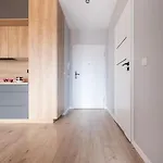 Milionowa - Parking, Balcony And Workspace - By Rentujemy * Lodz