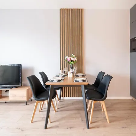 Milionowa - Parking, Balcony And Workspace - By Rentujemy *